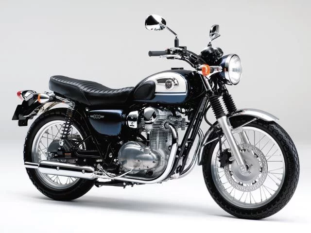 W800
