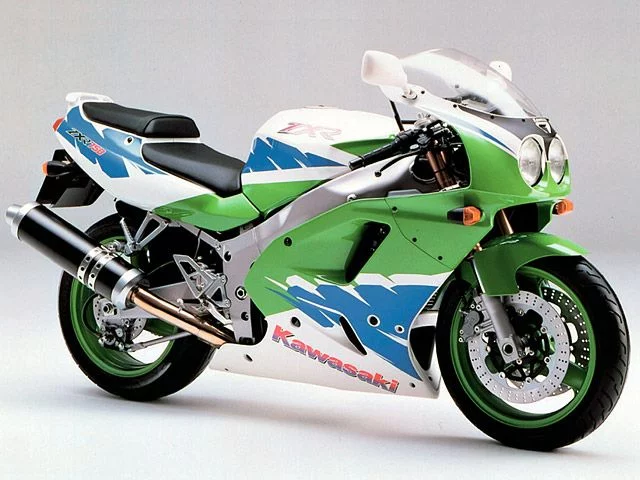 ZXR750