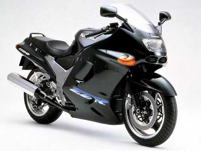 ZZR1100