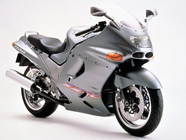 ZZR1100