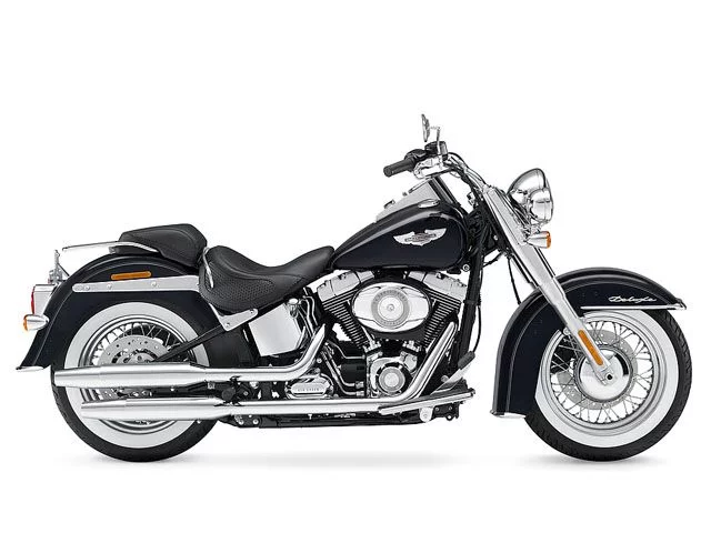 FLSTN Softail Deluxe