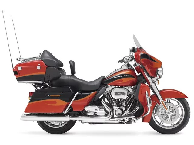 Harley-Davidson CVO FLHTCUSE8 Electra Glide Ultra Classic