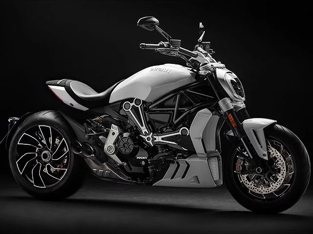 X Diavel S