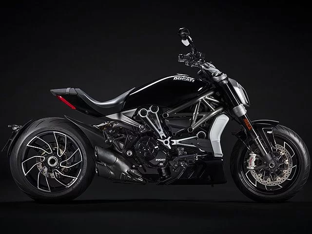 X Diavel S