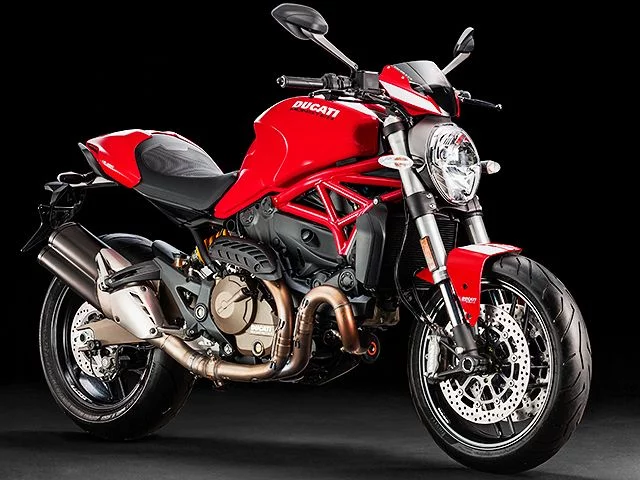 Monster 821 Stripe