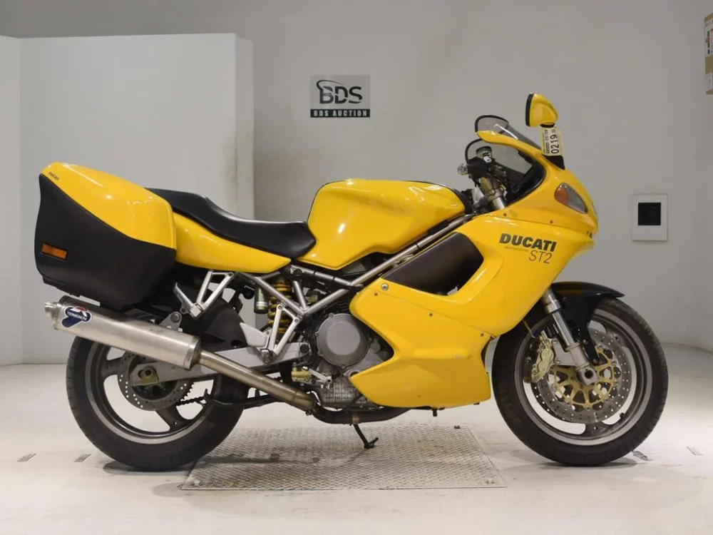 Мотоцикл Ducati ST2 2003