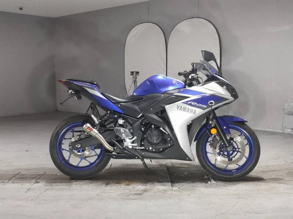Мотоцикл Yamaha YZF-R25 2015
