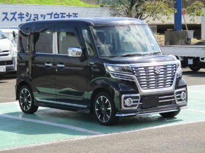 SUZUKI SPACIA CUSTOM