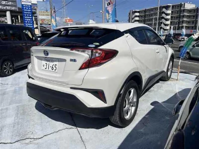 TOYOTA C-HR
