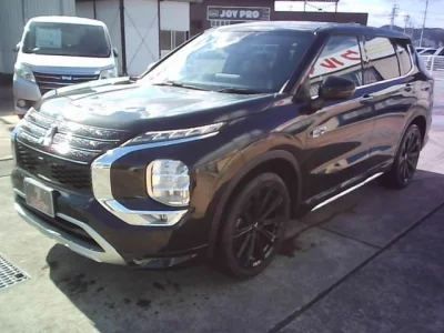 MITSUBISHI OUTLANDER PHEV
