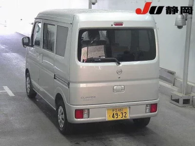 NISSAN CLIPPER VAN