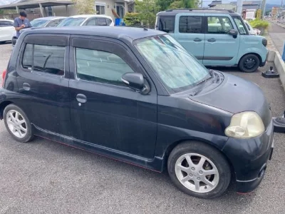 DAIHATSU ESSE
