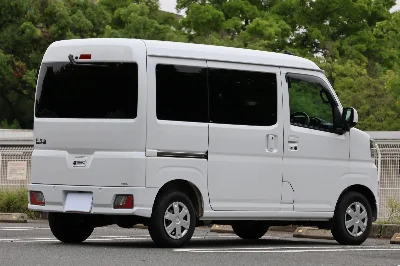 TOYOTA PIXIS VAN