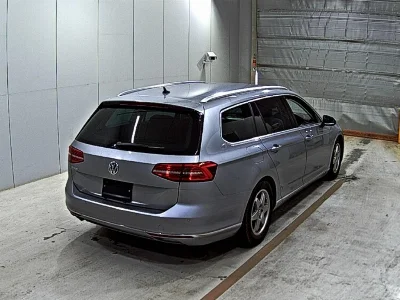 VOLKSWAGEN PASSAT VARIANT