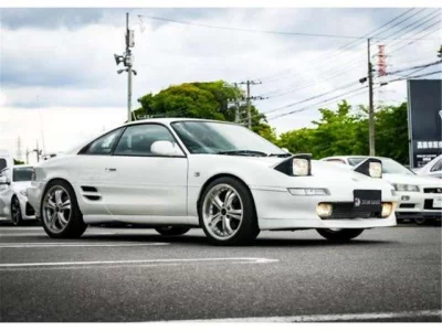 TOYOTA MR2