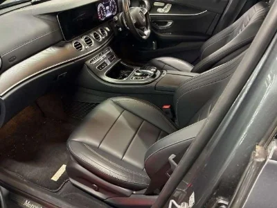 MERCEDES BENZ E CLASS