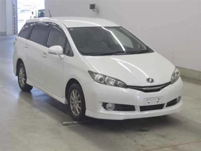 TOYOTA WISH