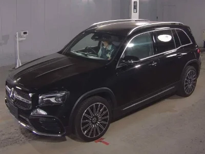 MERCEDES BENZ GLB