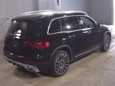MERCEDES BENZ GLB