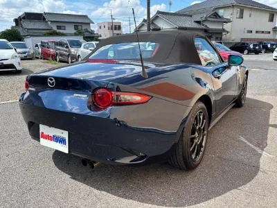 MAZDA ROADSTER