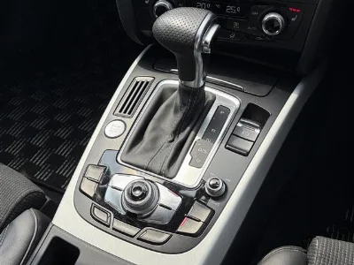 AUDI A4 AVANTE