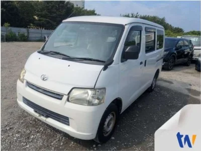 TOYOTA LITE ACE VAN