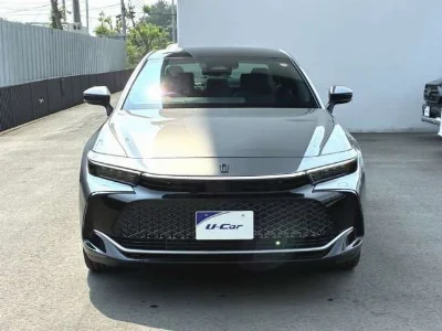 TOYOTA CROWN CROSSOVER