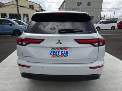 MITSUBISHI OUTLANDER PHEV