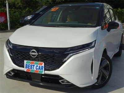 NISSAN AURA