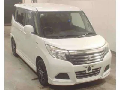 MITSUBISHI DELICA D2