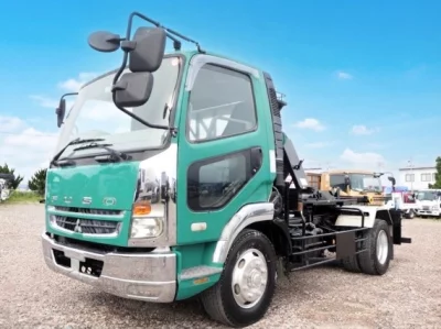 MITSUBISHI FUSO FIGHTER