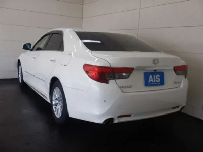 TOYOTA MARK X