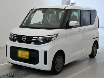 NISSAN ROOX