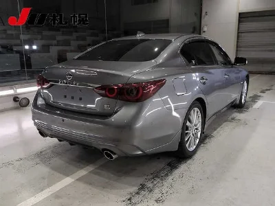 NISSAN SKYLINE