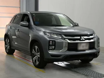 MITSUBISHI RVR
