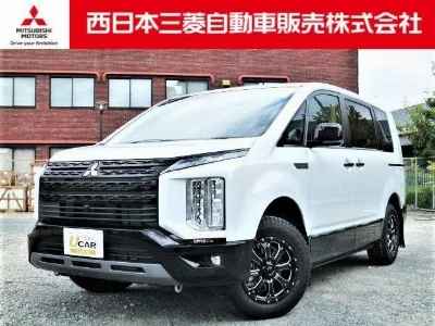 MITSUBISHI DELICA D5