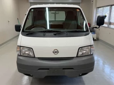 NISSAN VANETTE TRUCK