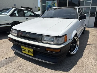 TOYOTA COROLLA LEVIN