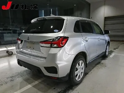 MITSUBISHI RVR
