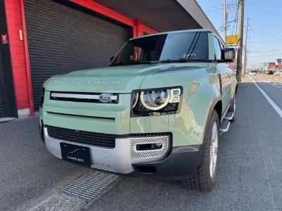 LAND ROVER DEFENDER