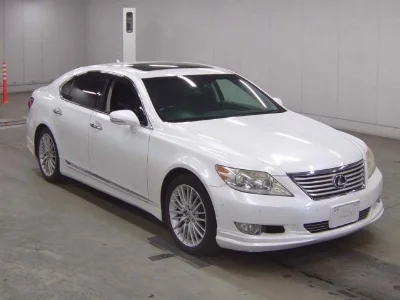 LEXUS LS