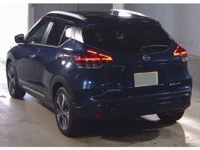 NISSAN KICKS