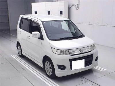 SUZUKI WAGON R  с аукциона, 660cc, пробег 125 000 км