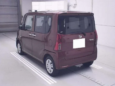 DAIHATSU TANTO 2023 с аукциона, 660cc, пробег 15 000 км