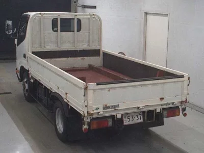 TOYOTA DYNA