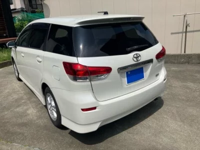 TOYOTA WISH