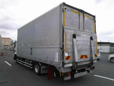 ISUZU FORWARD