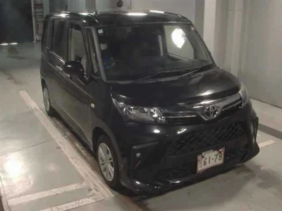 TOYOTA ROOMY 2024 с аукциона, 1000cc, пробег 18 000 км