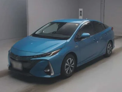 TOYOTA PRIUS PHV