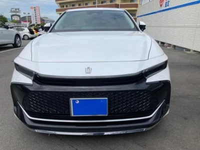 TOYOTA CROWN CROSSOVER